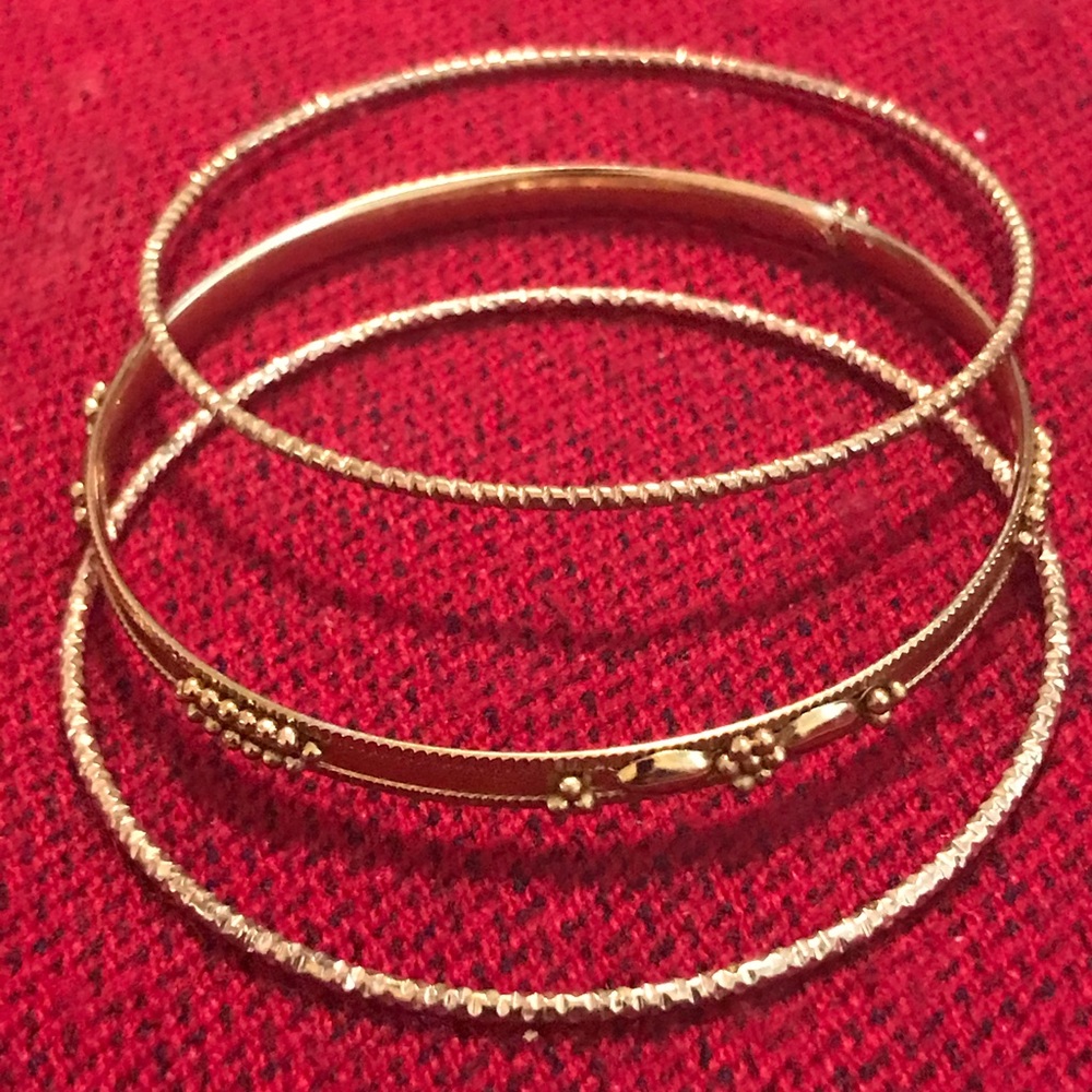 Beautiful Bangles - Picture 3 of 3